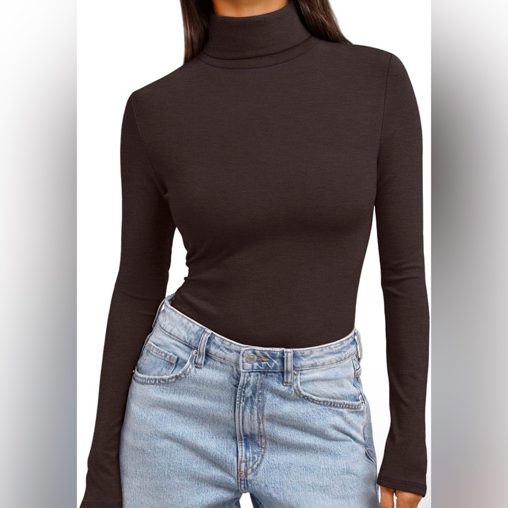 Trendy Queen Women's Turtleneck Long Sleeve Shirt